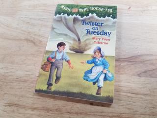 Magic Tree House #23: Twister on Tuesday