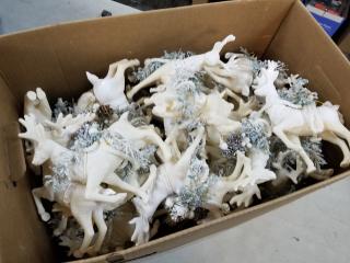 Box of plastic Christmas items, 8 in ea.