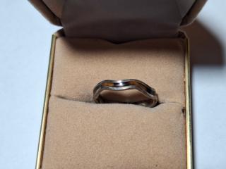 Silver ring, size 7.5