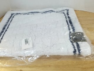 New White Bath Rug with Blue Trim