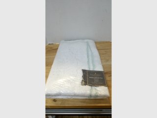 New border stripe bath rug 40 by 24 inch
