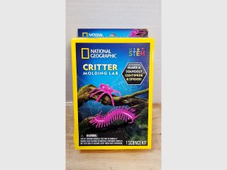New National Geographic Critter Molding Lab