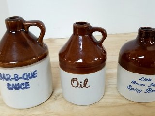 Vintage Ceramic Jugs Set, tallest,  5 in, exc cond 