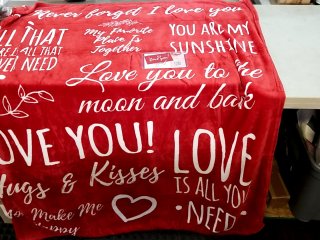 New Red Love Phrase Blanket