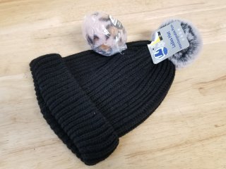 New Black Pom-Pom Beanie