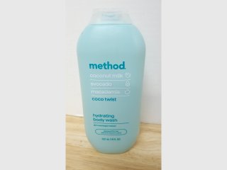 New Method Hydrating Body Wash