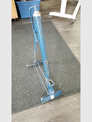 Blue Metal bumper Jack