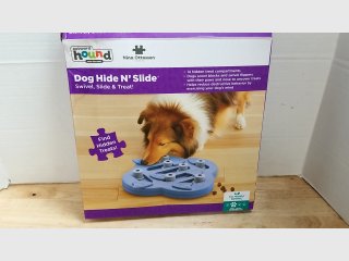 New Dog Hide N\' Slide Puzzle Toy