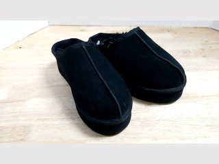 New ladies Fireside shoes, 8