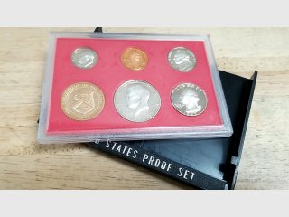 1982 Mint Proof set