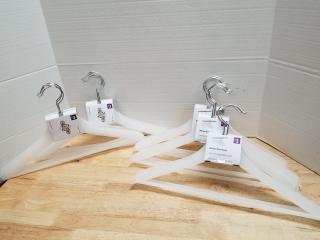 15 New plastic hangers 