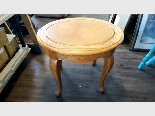Wooden End Table, 27x22x22