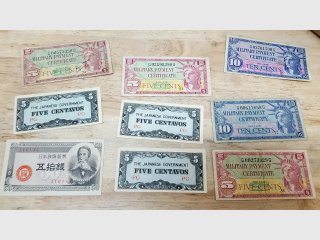 5 military payment clerk and 5 unc Japan notes
