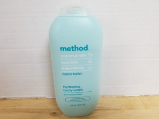New hydrating body wash 18 oz