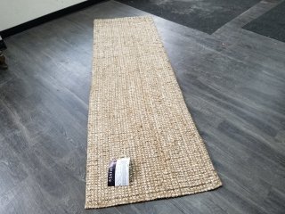 New rug 8 foot by 2 ft 6 inches 