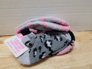 New 3 pairs ladies low cut cozy socks, size 4-10.5