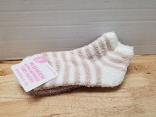 2 new pairs ladies aloe infused cozy socks size 4-10