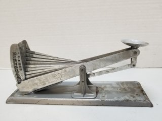 1924 Acme egg grading scale 10 by 4 by 3 inch