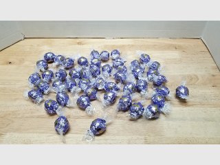 Lot of Lindt Lindor Truffles white chocolate 