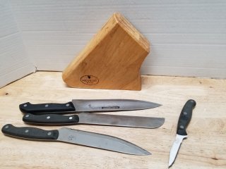 Block with knives