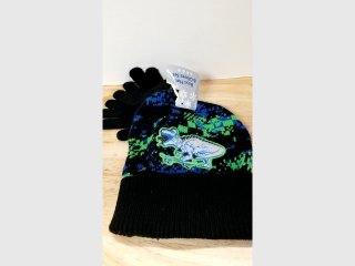 New Youth Beanie & Gloves