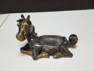 Old metal ashtray, approx 6 by 4 by 3 inch 