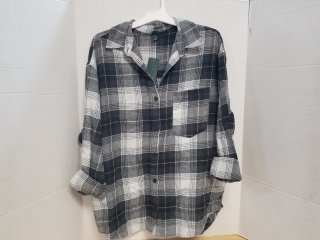 New mens button size large 