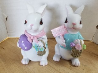 Two new 8.5 inch bunnies 