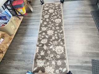 New runner approx 92 by 26 inches 