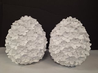 Two new resin Easter Eggs, 7 inch