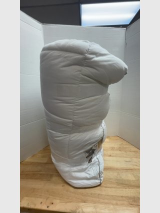 2 in queen mattress topper, never been used