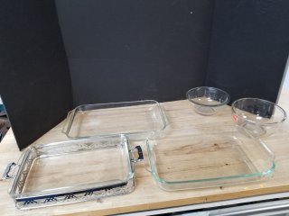 Glass baking dishes, excellent cond, most pyrex 