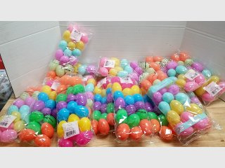 New 268 plastic eggs