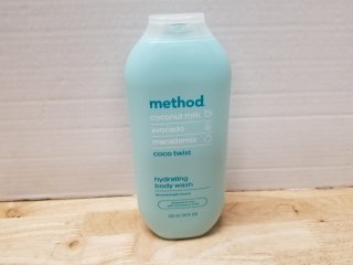 New hydrating body wash 18 oz