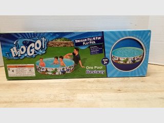New Dinosaur Play Pool 6ft by 6ft by 15 inch 