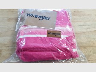 New Pink Wrangler throw, 50 x 60