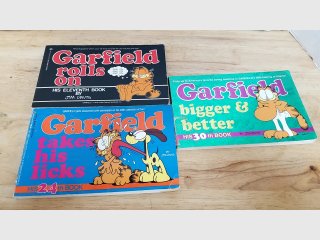 Garfield Book Lot: Rolls, Licks, Bigger & Better