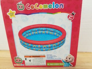 New 40 inch kiddie pool