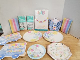 New easter plates, napkins, decor