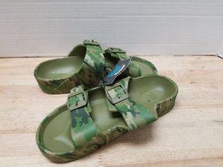 New boys shoes size L 2/3