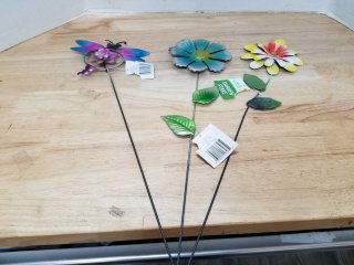 New Garden stake 21.5\" high