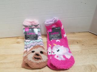 2 new pairs ladies cozy socks size 4-11