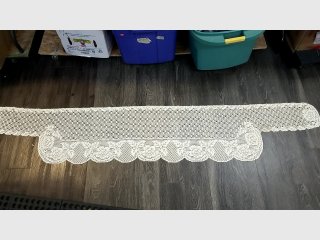 Shelf runner, 91 inch total