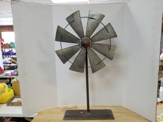 Garden windmill 32 inch tall 