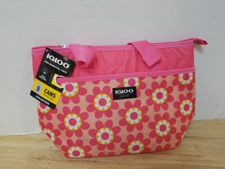 New 9 can cooler bag approx 15 by 12 inch