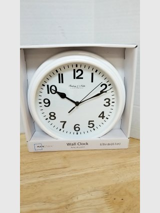 Mainstays White Wall Clock 8.78\"