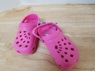New Toddler girls shoes size 7/8