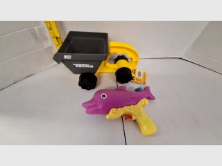 Tonka Dump Truck & Dolphin Water Gun