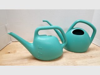 New Teal Plastic Watering Cans Set