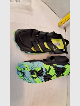 Black & Green Crocs-Style Sandals Size L